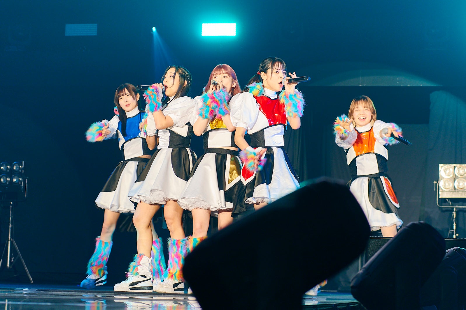 豆柴の大群都内某所a.k.a MONSTERIDOL「AGESTOCK2024」第3部／撮影：大橋祐希