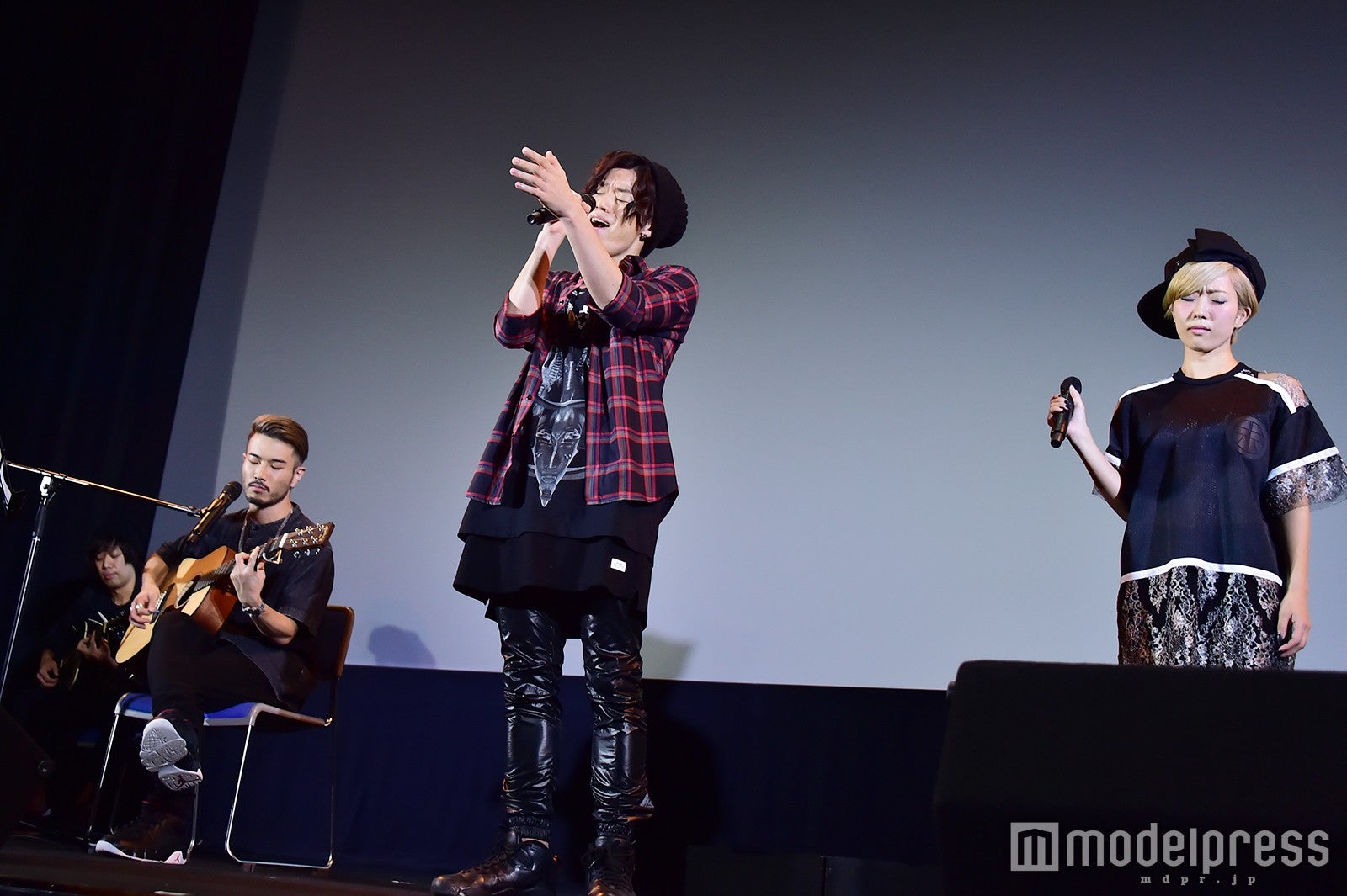 WHITE JAM（C）モデルプレス