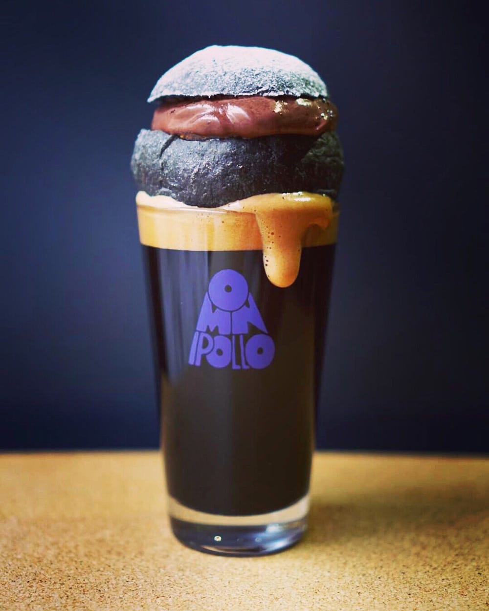 「オムニポロス東京」日本初上陸ブリュワリーのビールスタンドが日本橋に開店