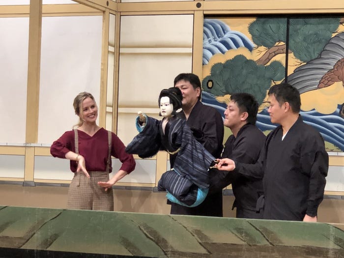 ナタリー・エモンズ(左)(画像提供:TBS)