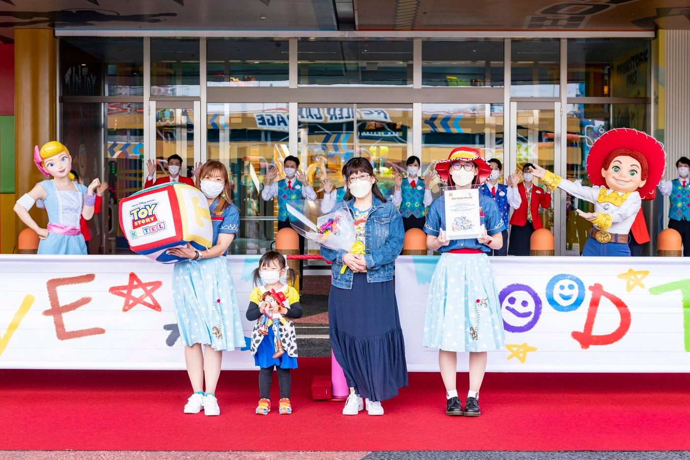 「東京ディズニーリゾート・トイ・ストーリーホテル」開業セレモニー（C）Disney／PixarSlinky（R） Dog （C）Just Play LLC