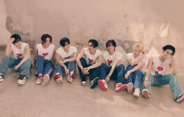 ENHYPEN(P)&(C) BELIFT LAB Inc.