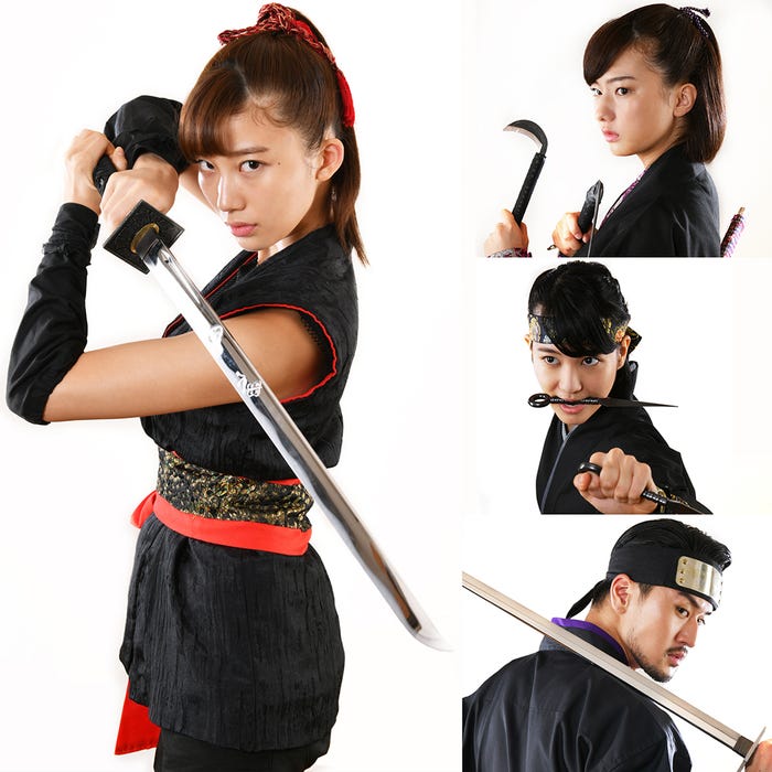 (右上から時計回り)搗宮姫奈、花影香音、岩永ジョーイ、小倉優香(C)2018「レッド・ブレイド」製作委員会