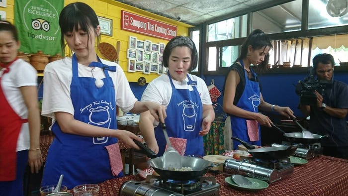 (左から)有村藍里、ゆりやんレトリィバァ、高橋ユウ(画像提供:関西テレビ)