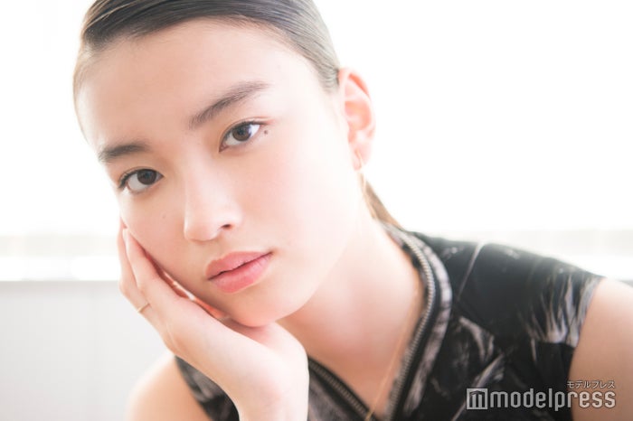 注目の人物 本当に14歳 Tgcでモデルデビュー決定の茅島みずき 大人びた美貌 オーラがすごい モデルプレス 注目の人物 本当に14歳 Tgcでモデルデビュー決定の茅島みずき 大人びた美貌 オーラがすごい モデルプレス
