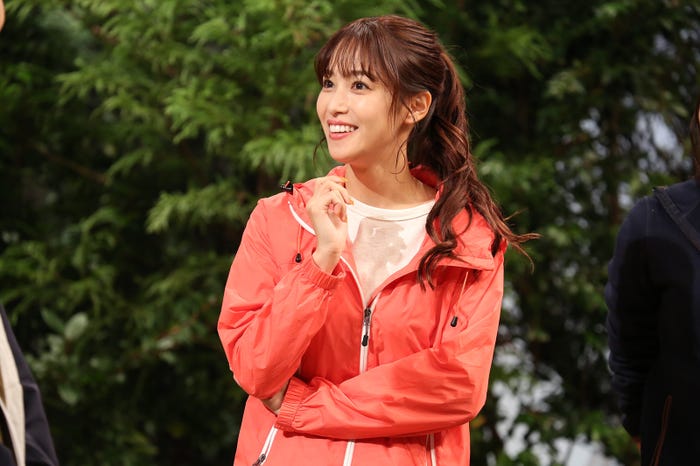 鷲見玲奈(C)フジテレビ