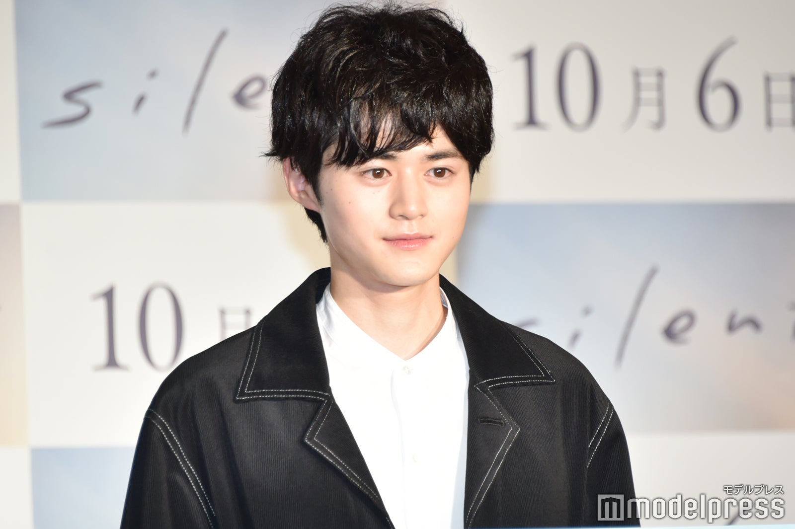 鈴鹿央士「複雑です」川口春奈＆Snow Man目黒蓮との間柄に本音＜silent＞