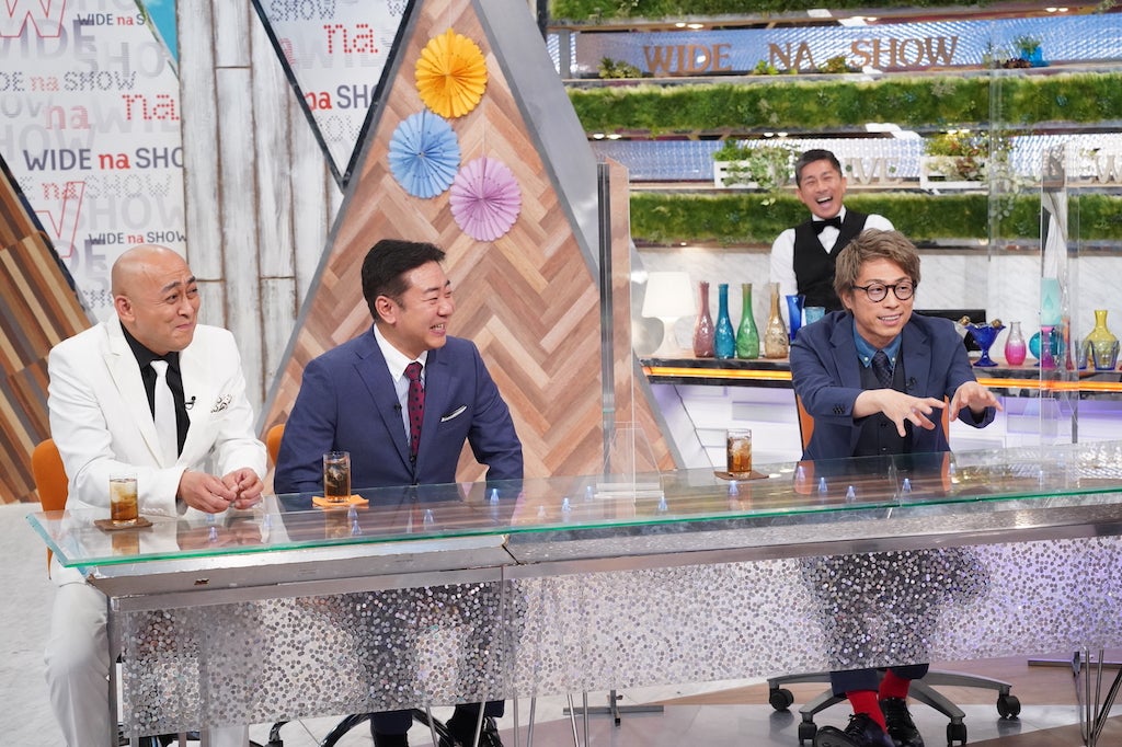 錦鯉（谷川雅紀、渡辺隆）、田村淳 （C）フジテレビ