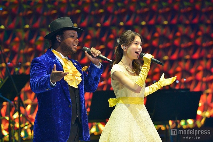 ディズニーの 歌姫 May J 中川翔子 大竹しのぶら名曲メドレーが実現 高畑充希 城田優のデュエットも D23 Expo Japan 15 レポ モデルプレス ディズニーの 歌姫 May J 中川翔子 大竹しのぶら名曲メドレーが実現 高畑充希 城田優のデュエットも D23 Expo Japan 15 レポ モデルプレス
