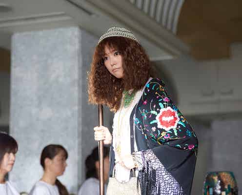 桐谷美玲、衝撃個性派ファッションで登場 「リベンジgirl」追加キャストも明らかに