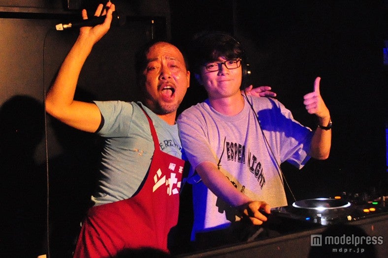 マキタスポーツ、染谷将太（C)若杉公徳/講談社 (C)2015「映画 みんな！エスパーだよ！」製作委員会