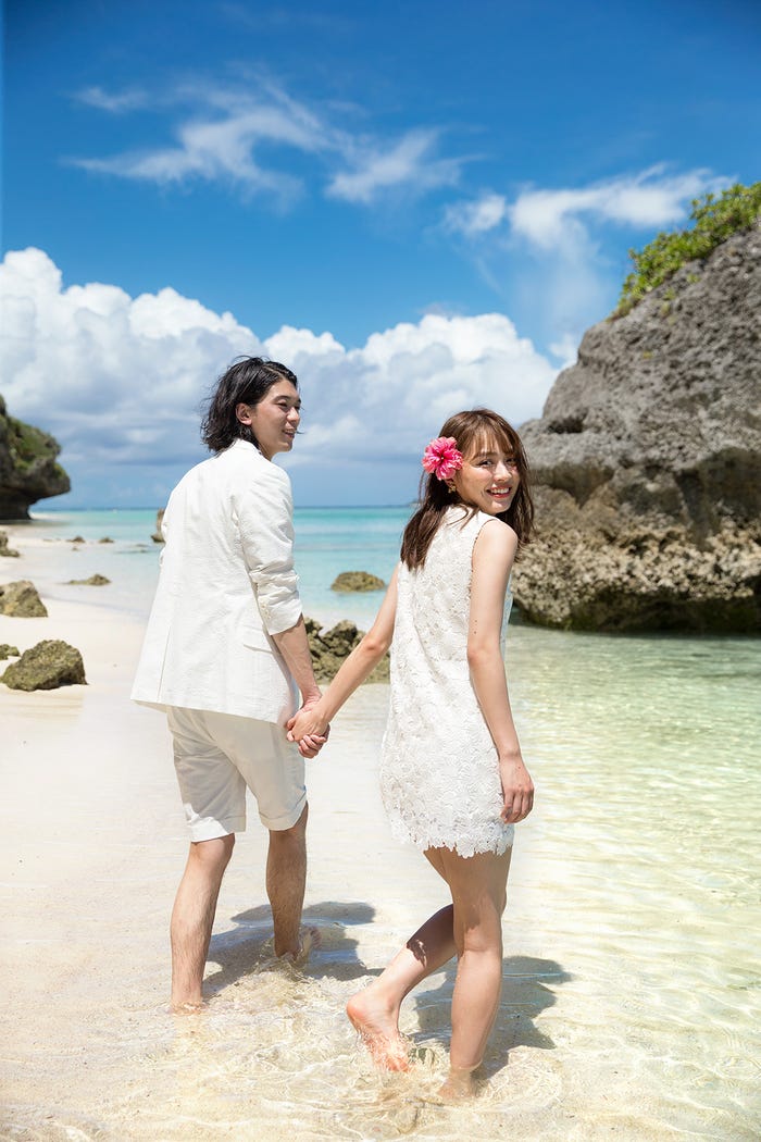 内田理央/「ゼクシィ 国内リゾートウエディング」(8月23日発売)/(画像提供:リクルートマーケティングパートナーズ)
