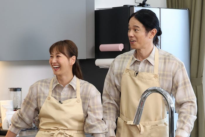 藤本美貴、庄司智春(C)フジテレビ
