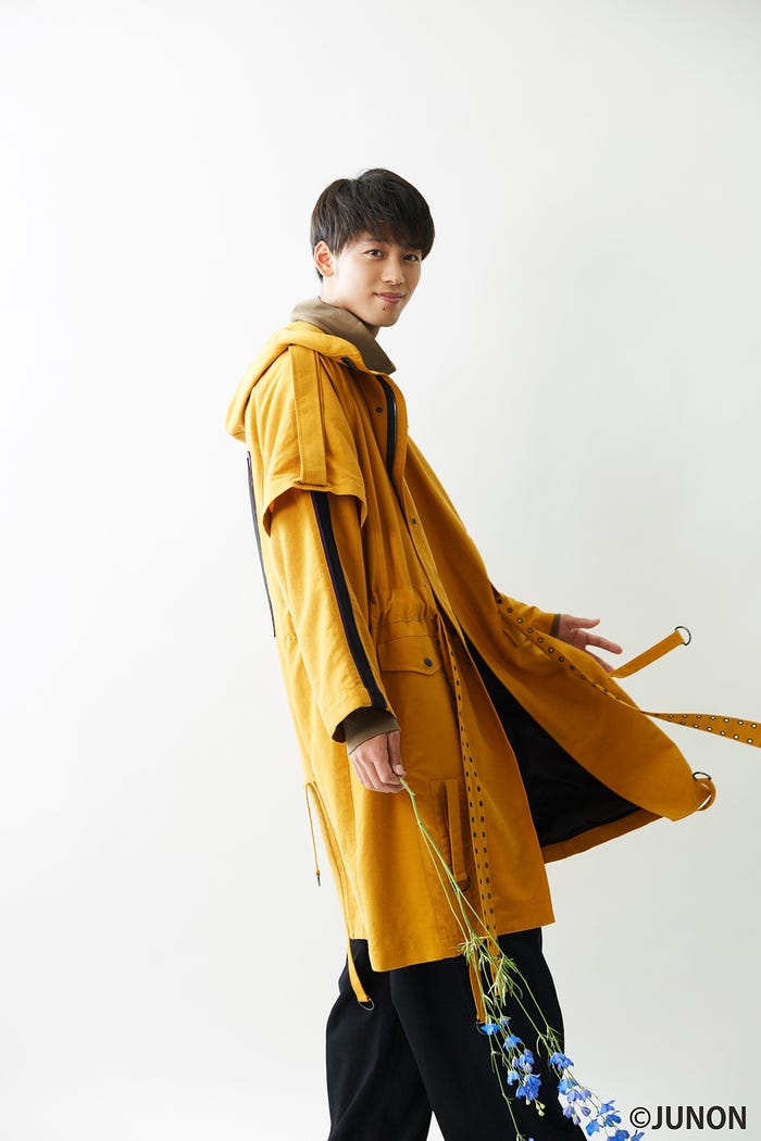 竹内涼真/「JUNON1月号」(11月22日発売)より(画像提供:主婦と生活社)