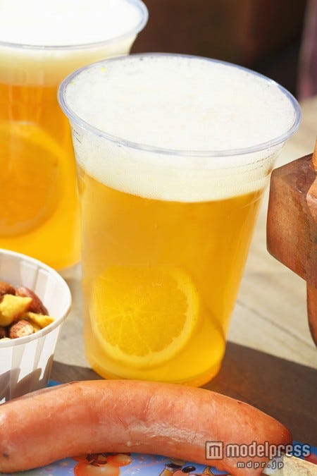 ビアカクテル(オレンジ) /(C)Disney