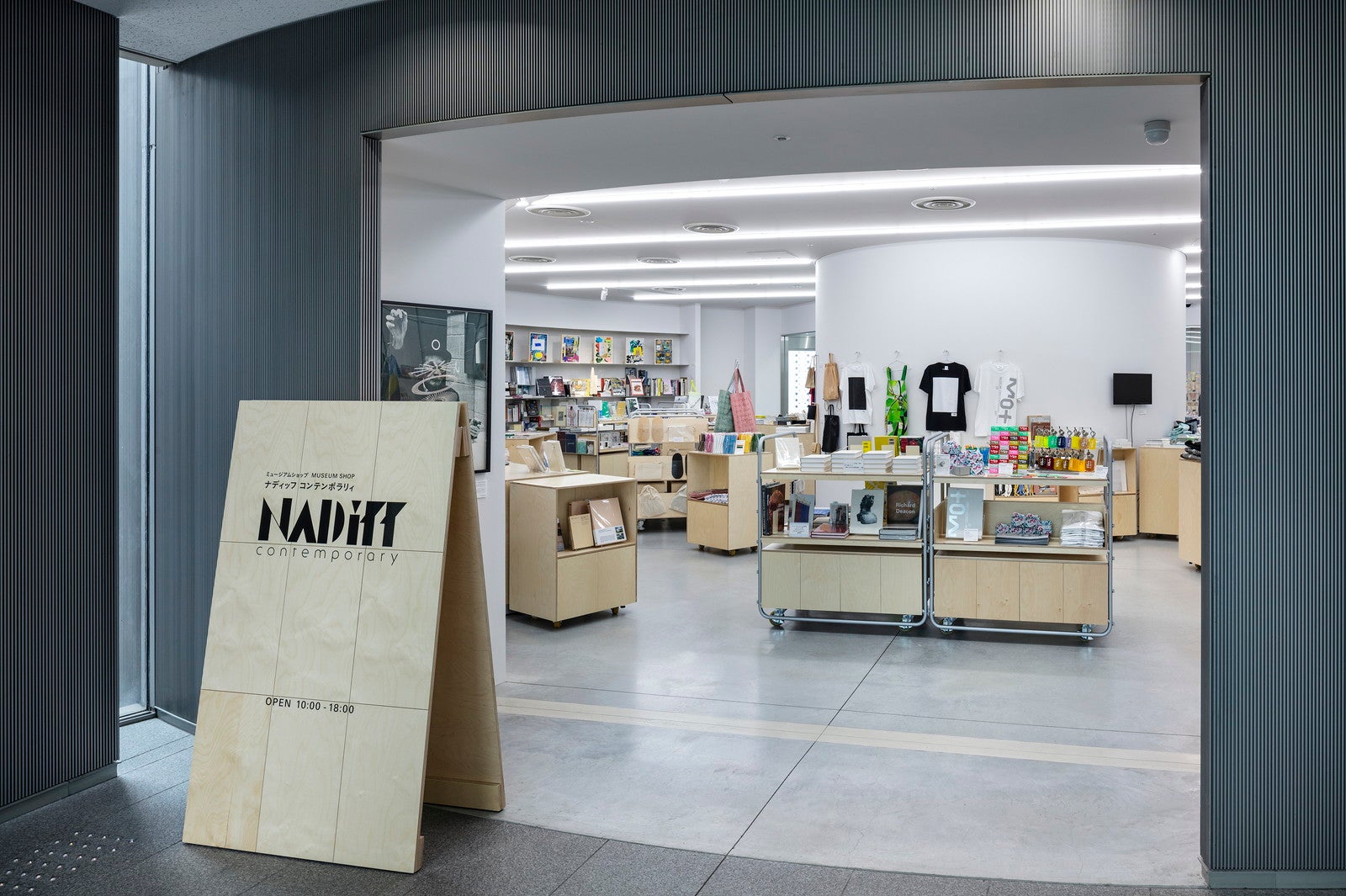 ミュージアムショップもチェック／Photo：Kenta Hasegawa