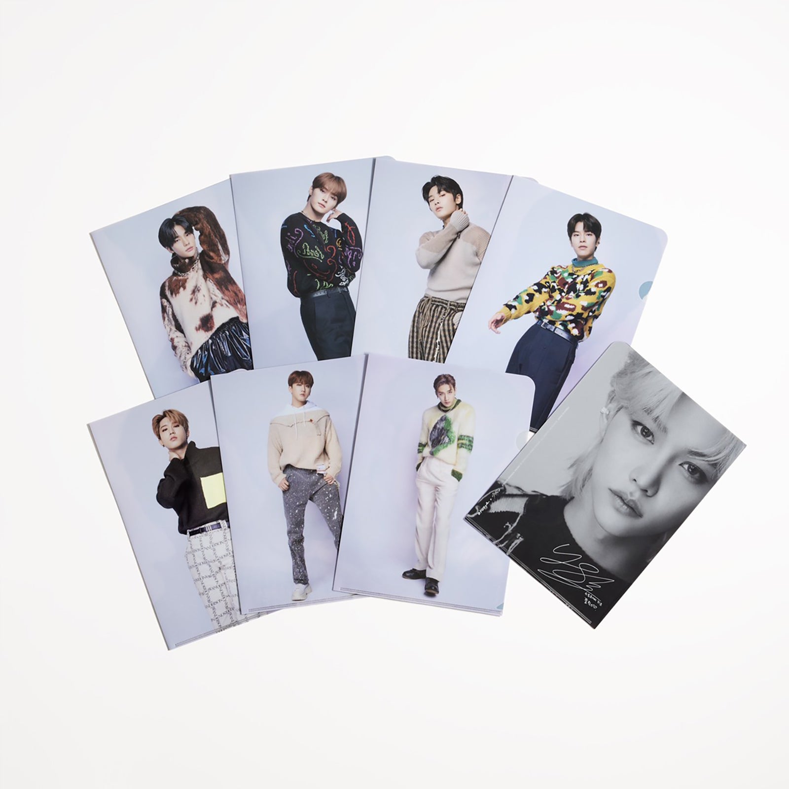 HMV＆BOOKS online購入特典「D'FESTAオリジナル両面コラボクリアファイル」 （画像提供：光文社）