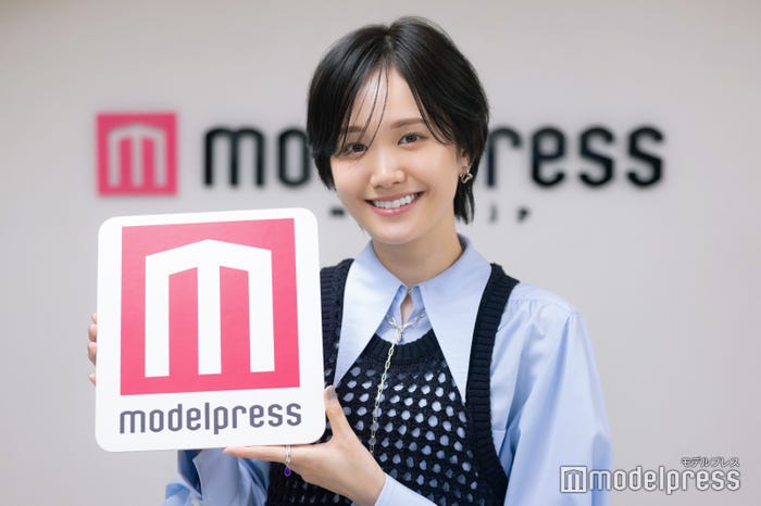 尾碕真花(C)モデルプレス