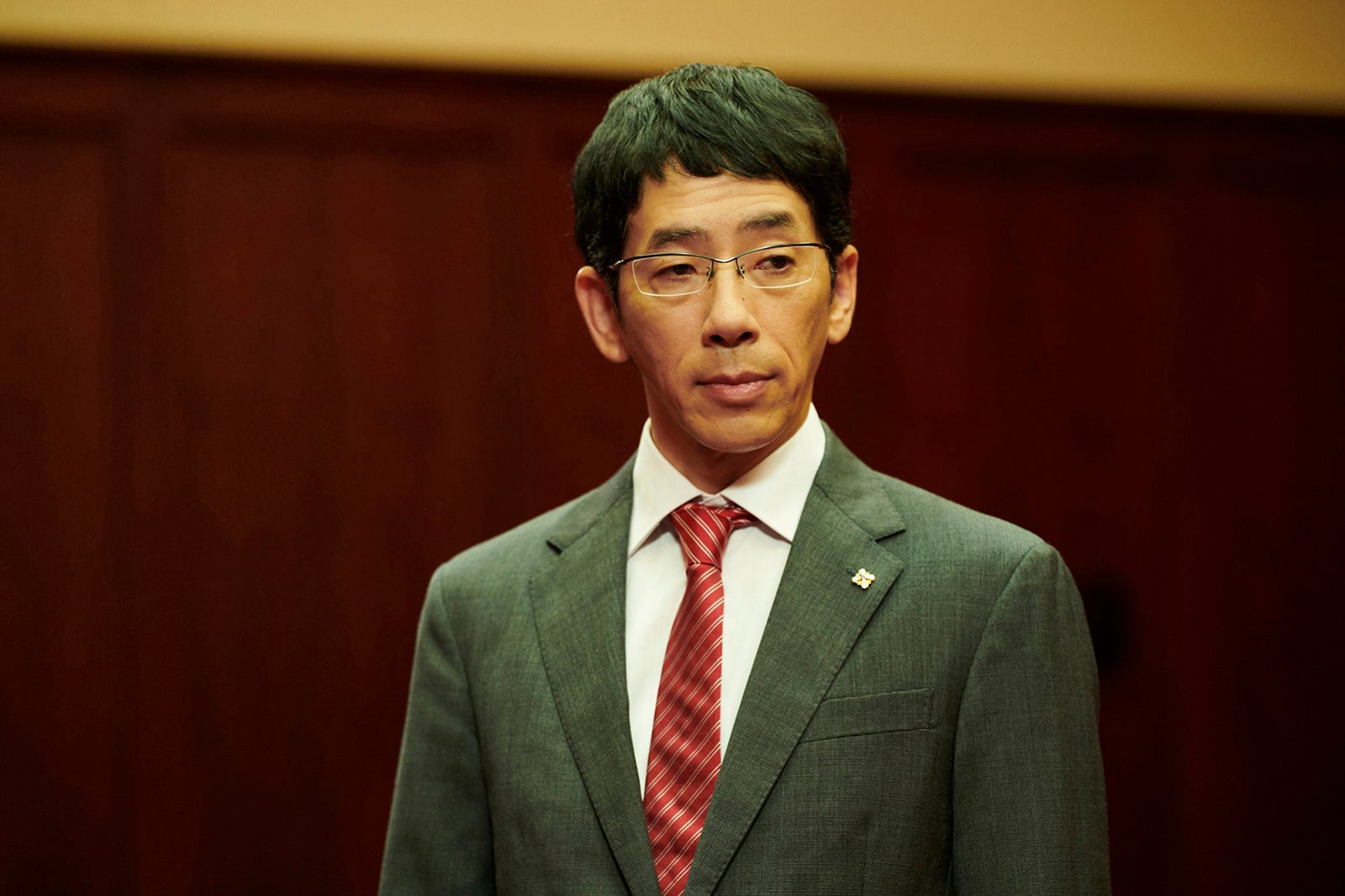 野間口徹「法廷のドラゴン」第3話（C）「法廷のドラゴン」製作委員会