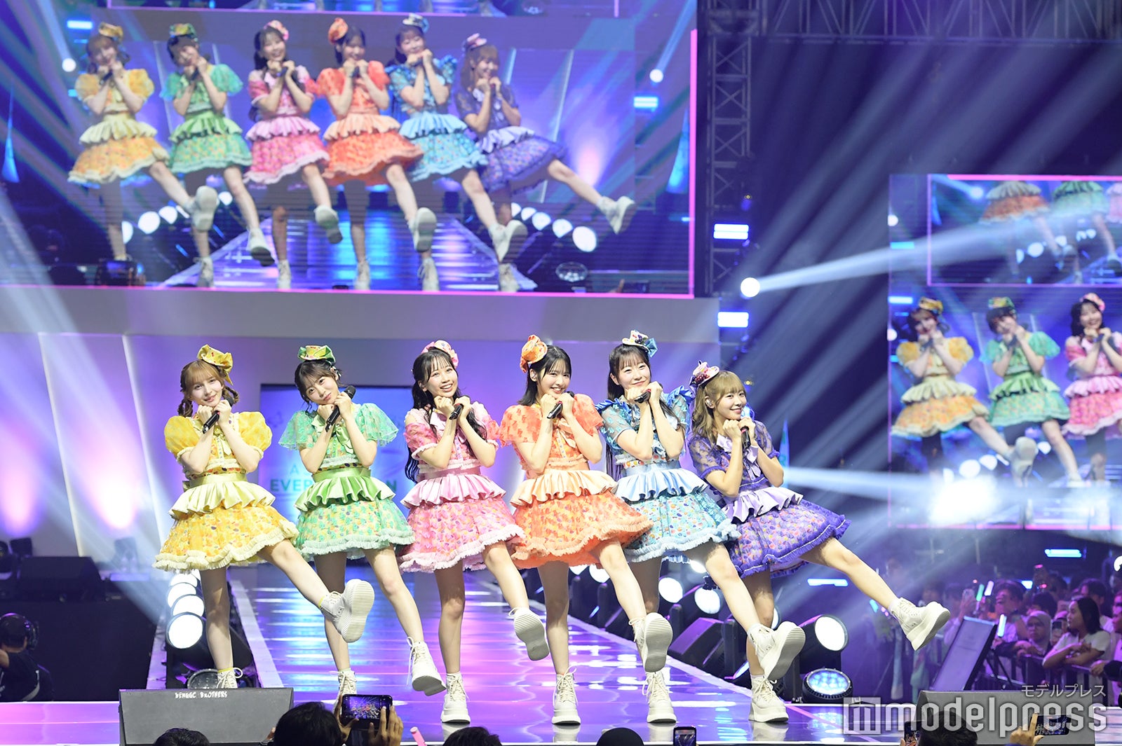 FRUITS ZIPPER（C）モデルプレス