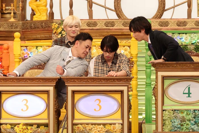 篠塚大輝、有田哲平、猪俣周杜、阿部亮平(C)フジテレビ