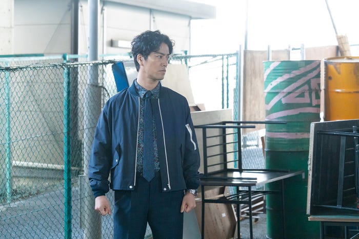 桐谷健太「ケイジとケンジ、時々ハンジ。」第6話より(C)テレビ朝日