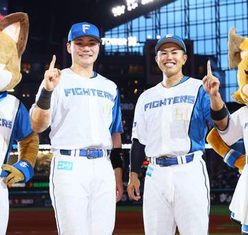 代打追撃弾で流れ変えた日本ハム・今川優馬、お立ち台で涙浮かべ「ただいまぁ！」2軍生活続くも8月初昇格から躍動、チームの起爆剤に「明日勝ち越せば優勝できると信じてる」