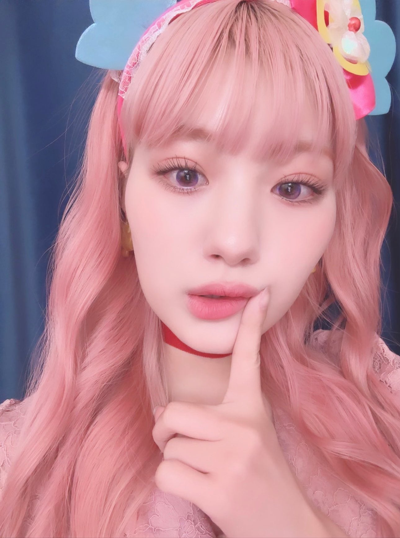 鶴嶋乃愛、プリキュアコスプレ姿に「リアルプレシャス」「ピンクヘアと紫カラコン可愛すぎる」の声