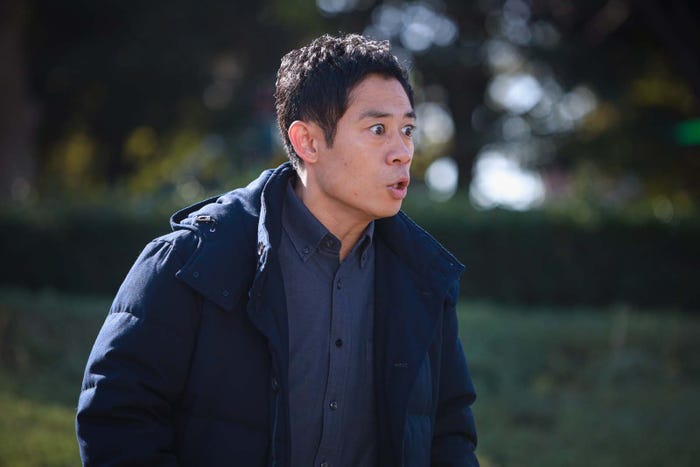 伊藤淳史「離婚しない男―サレ夫と悪嫁の騙し愛―」第7話より(C)テレビ朝日