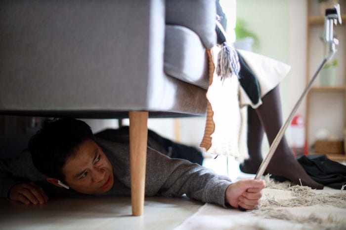 伊藤淳史「離婚しない男―サレ夫と悪嫁の騙し愛―」第4話より(C)テレビ朝日