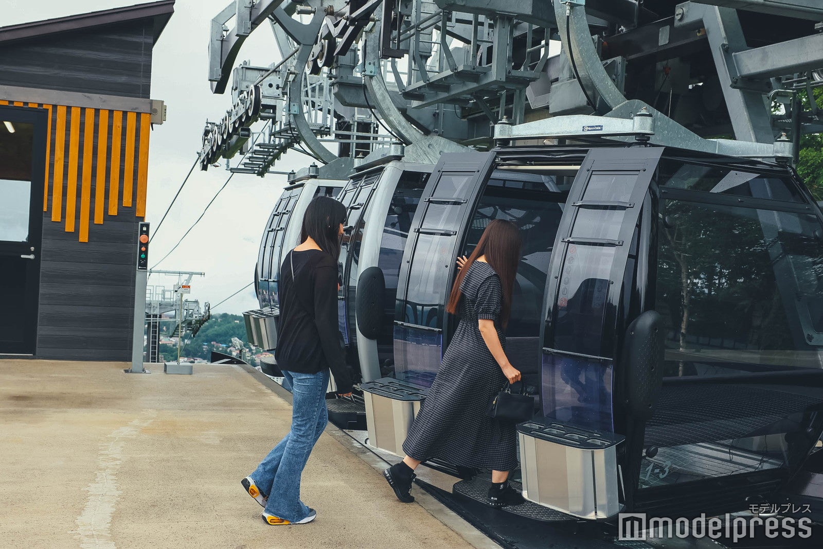 パルスゴンドラ天狗（C）モデルプレス