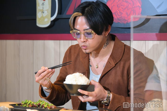 もぐもぐ数原龍友(C)モデルプレス