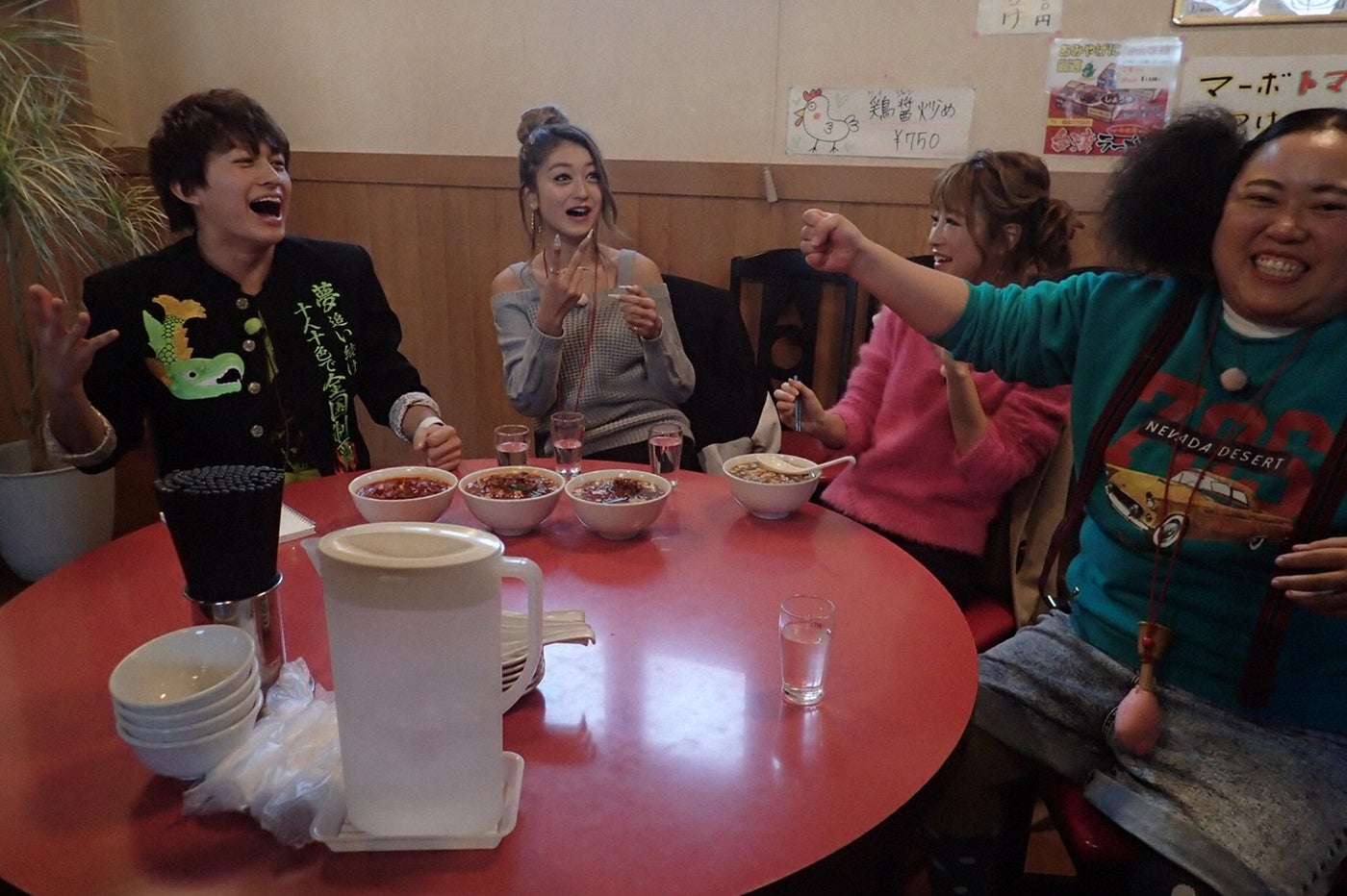 （写真左から）小林豊（ボイメン）、みちょぱ、鈴木奈々、江上敬子（ニッチェ）（C）TBS