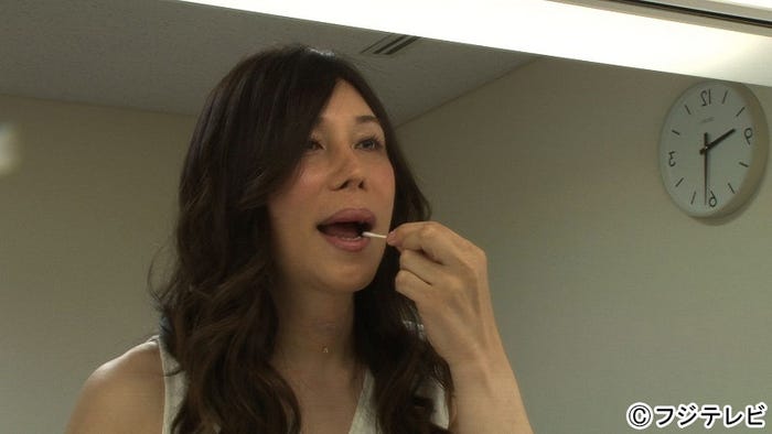 女性になったKABA.ちゃん (C)フジテレビ