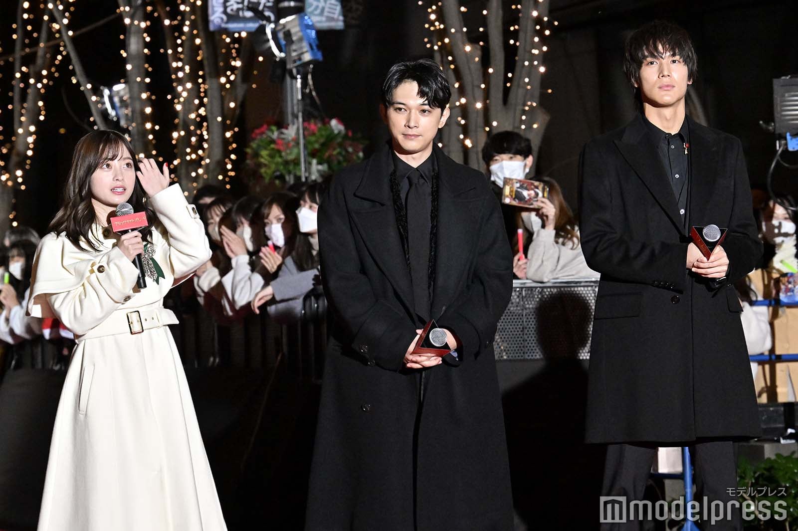 橋本環奈、吉沢亮、中川大志 （C）モデルプレス