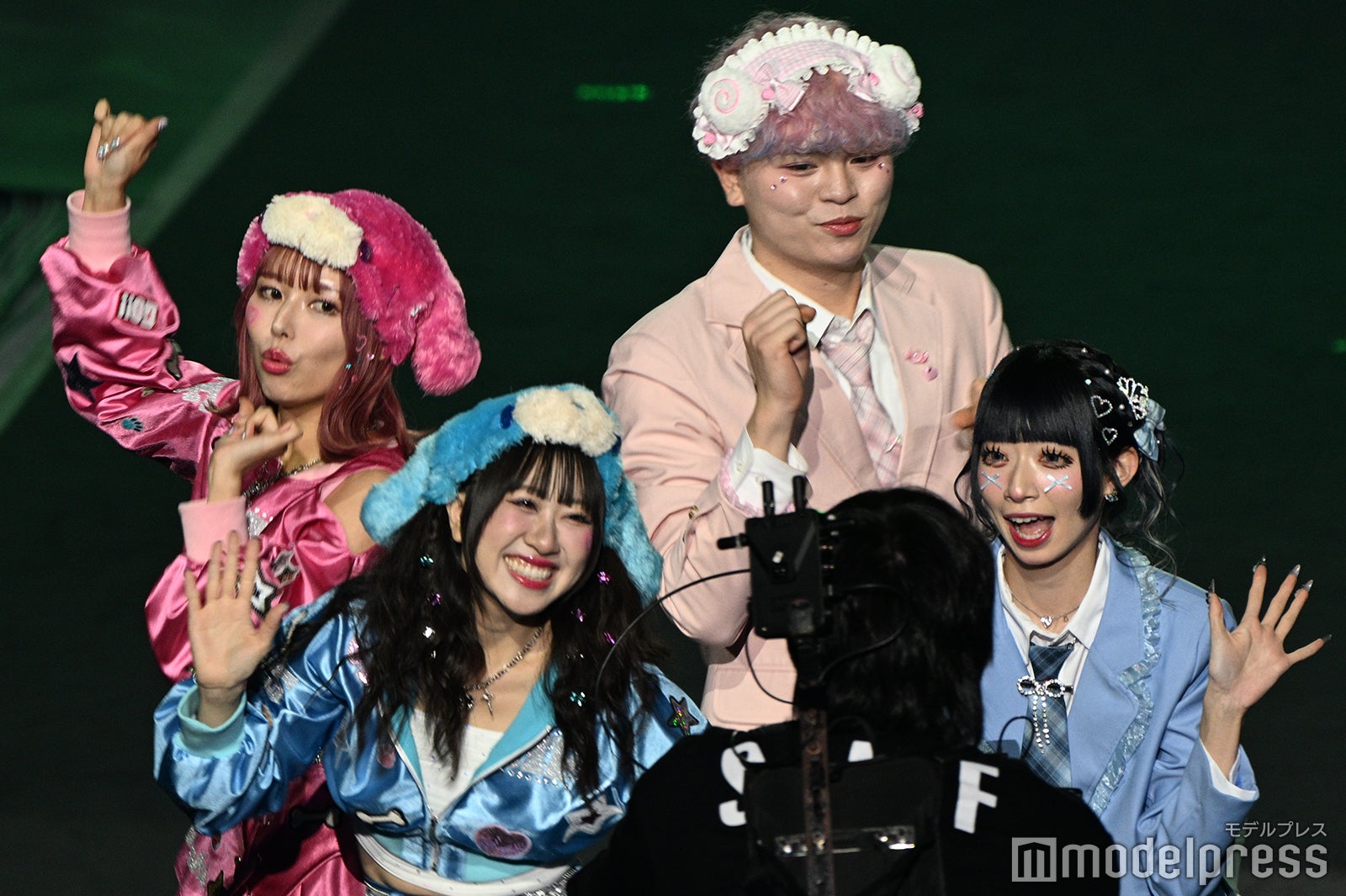 （C）モデルプレス