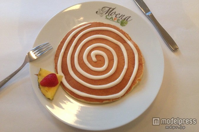 生地の美味しさを堪能出来る「シナモンロールパンケーキ」