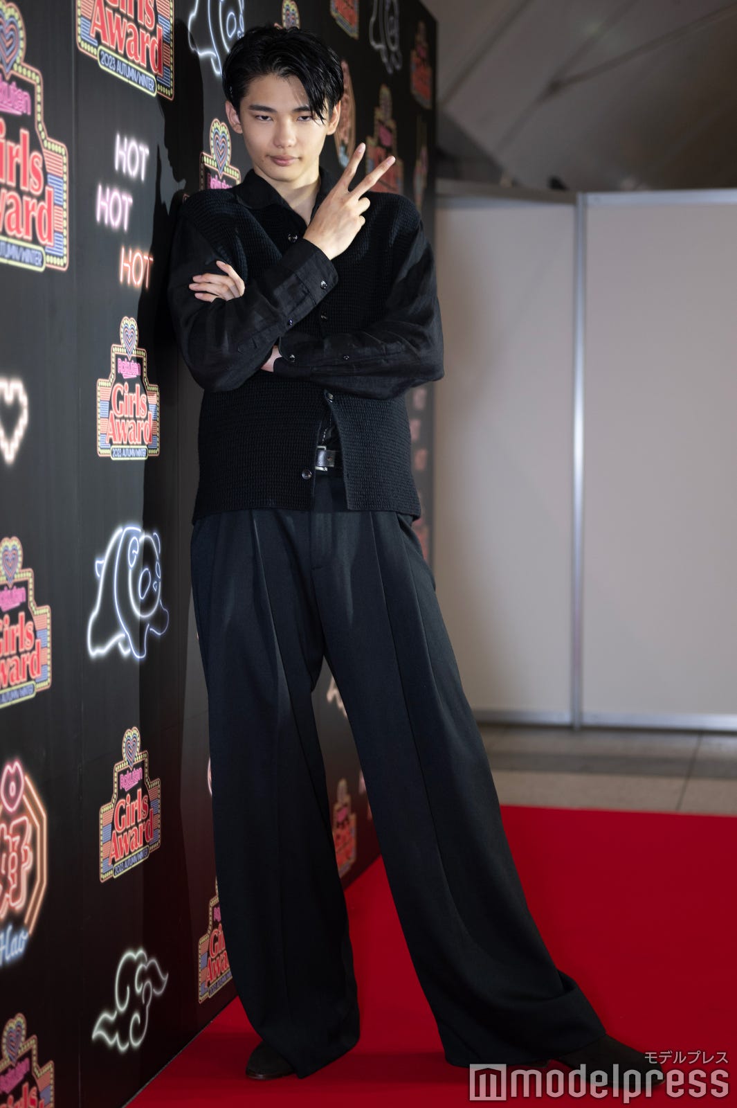 <冨永愛の長男・冨永章胤インタビュー>「メンズノンノオーディション」グランプリ獲得で目指すモデル像・母から受けた影響「責任もある」
