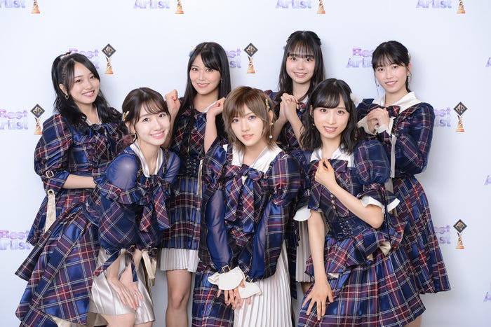 AKB48/(左上から時計回りに)向井地美音、白間美瑠、大盛真歩、横山由依、小栗有以、岡田奈々、柏木由紀(画像提供:日本テレビ)