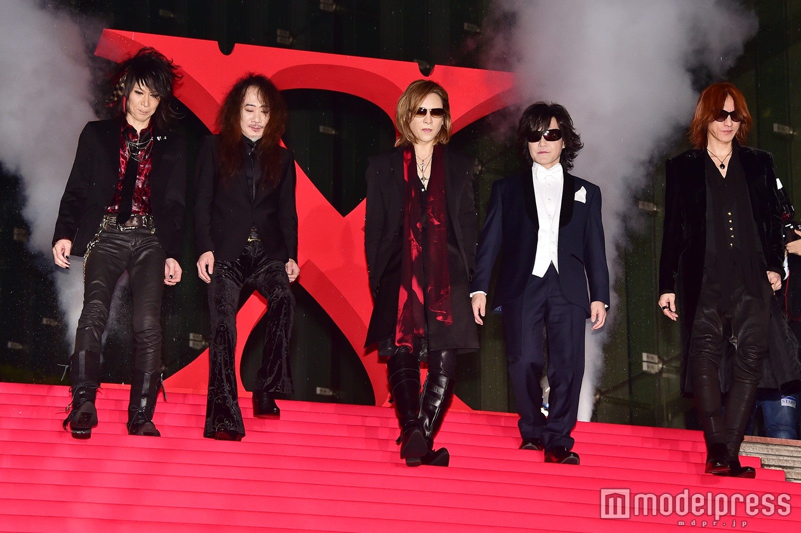 X JAPAN、グループ史上初の試みで割れんばかりの歓声 YOSHIKIのファン