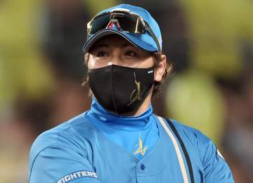 ソフトB戦負け越し決定の日本ハム・新庄監督、5安打完封負けに「打てなさすぎた」も前向く「うちの選手は負けてようがへこむことは1ミリもないので」「金縛り、明日解けるでしょ」