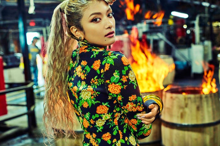 ローラ