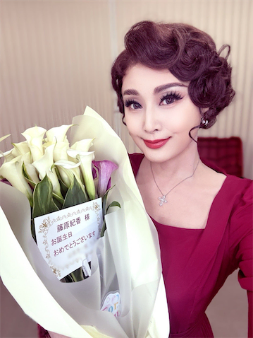 藤原紀香、55歳誕生日を舞台上でサプライズ祝福「役者として、これほど幸せなことはありません」