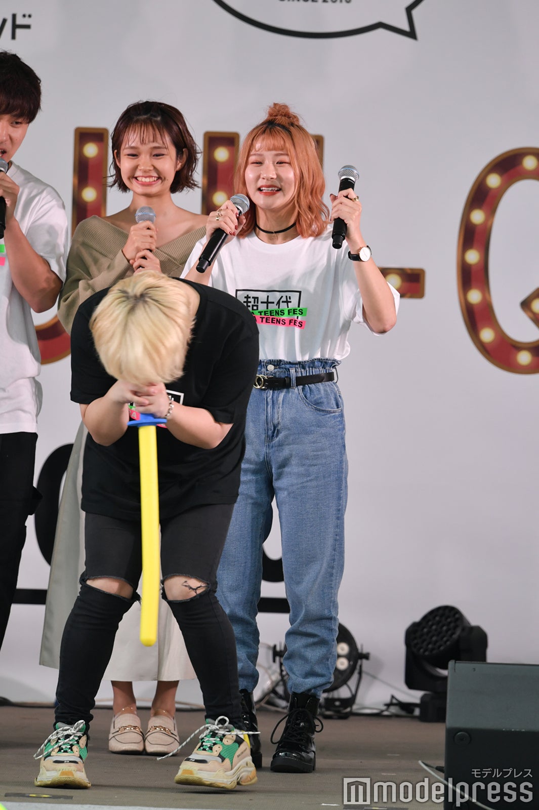 夜のひと笑い（C）モデルプレス