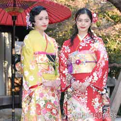 （左から）大谷凜香、紺野彩夏（C）モデルプレス