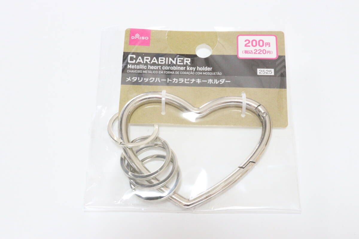 メタリックハートカラビナキーホルダー　パッケージ