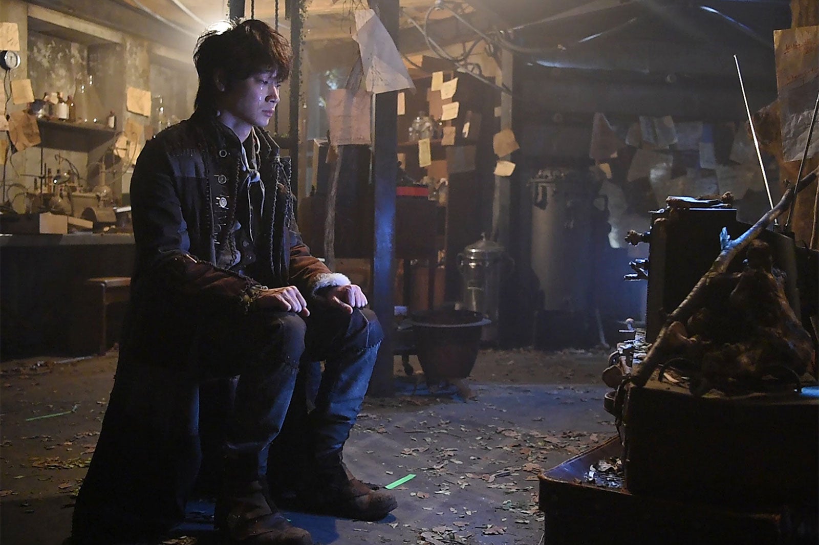 RADWIMPS「棒人間」新バージョン初公開 “怪物”綾野剛の謎が明かされる