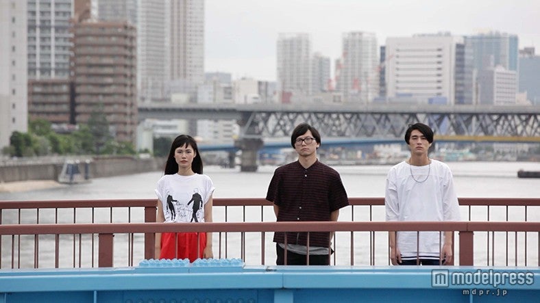 Hocori「Lonely Hearts Club」MVより