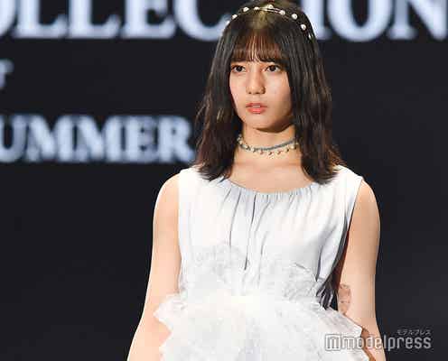 日向坂46、シークレット登場で18人ランウェイ集結「DASADA」本格始動<TGC2020 S/S>