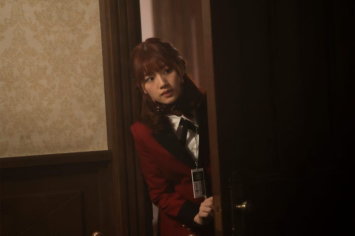 佐々木美玲/ドラマ「賭ケグルイ双」(C)河本ほむら・尚村透・斎木桂/SQUARE ENIX(C)2021 ドラマ「賭ケグルイ双」製作委員会